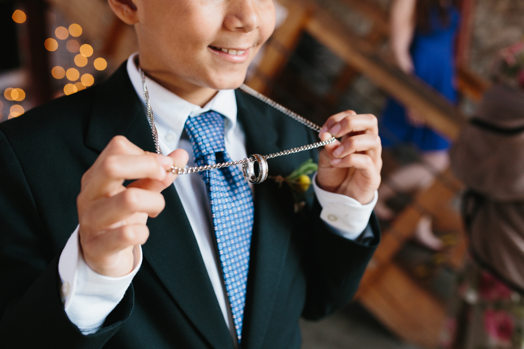 This is a great idea for ring security while the ring bearer has the rings.