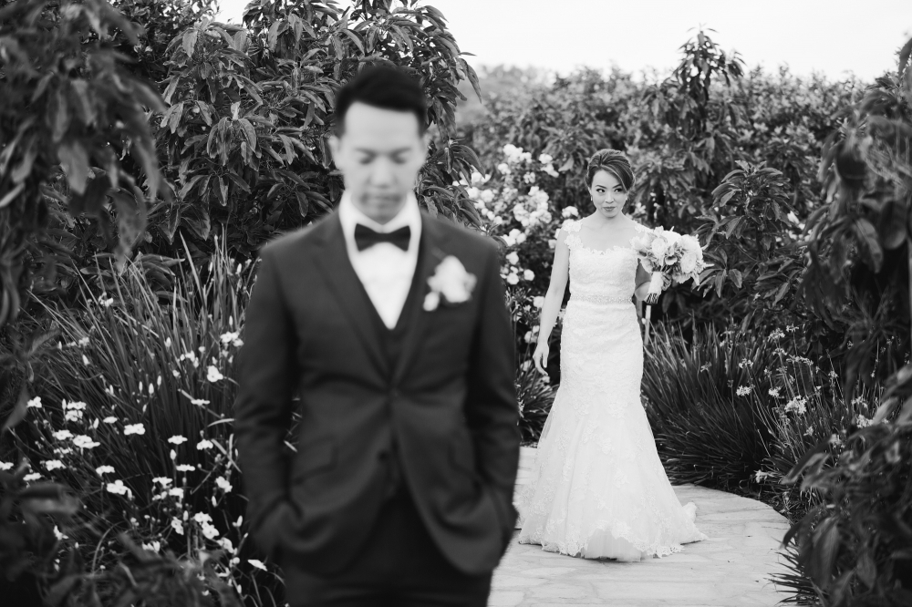 This is a great capture of the bride right before first look.