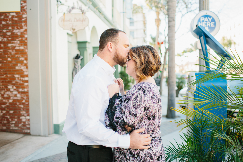 Jason kissing Amanda