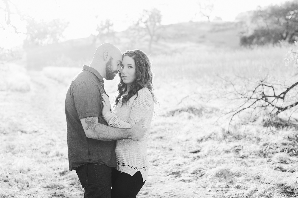 A beautiful black and white portrait of the couple. 