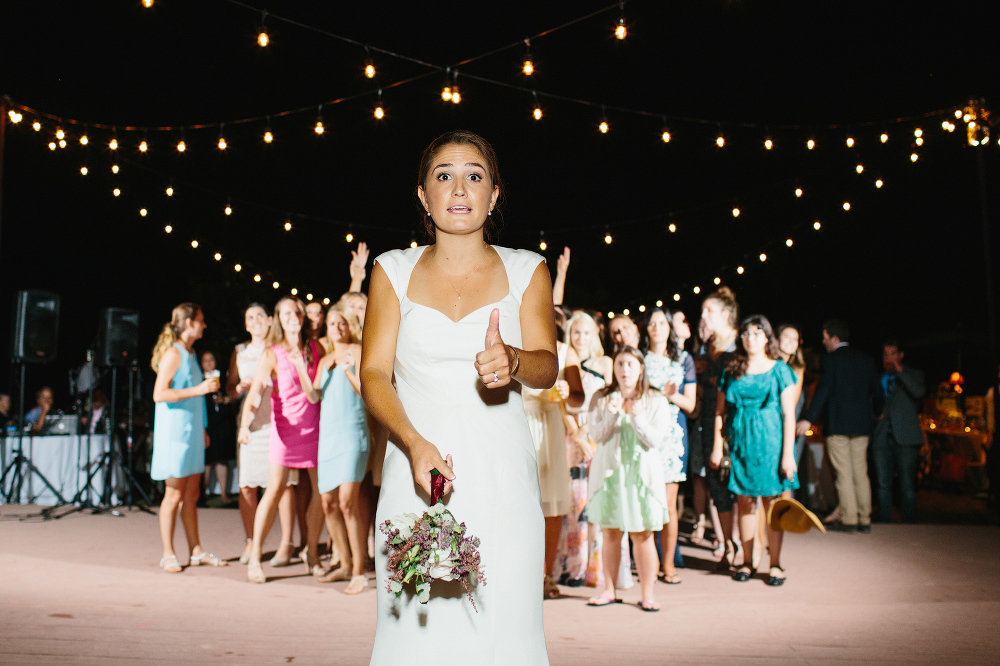 Hilary getting ready to toss her bouquet. 